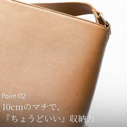 メンズ ショルダーバッグ 軽量 オイルレザー 本革 大容量｜THB013